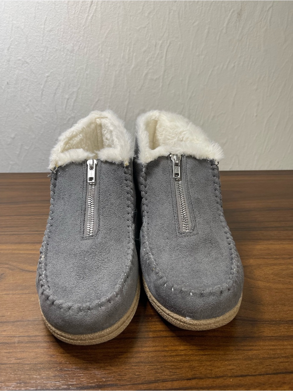 Sonoma Women's Supercozy Felt Moccasin Slippers, Size 9-10